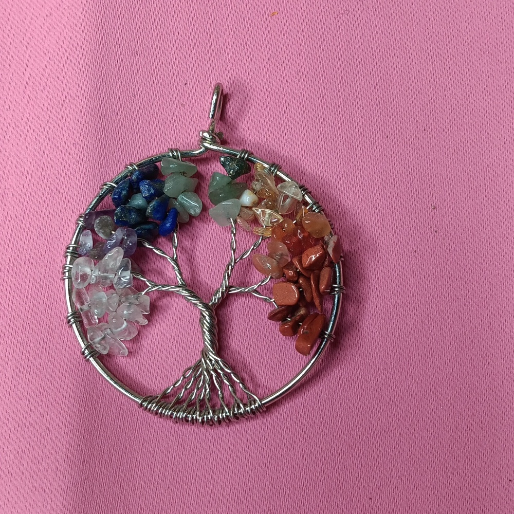 Tree of Life Pendent - Picture 2 of 3